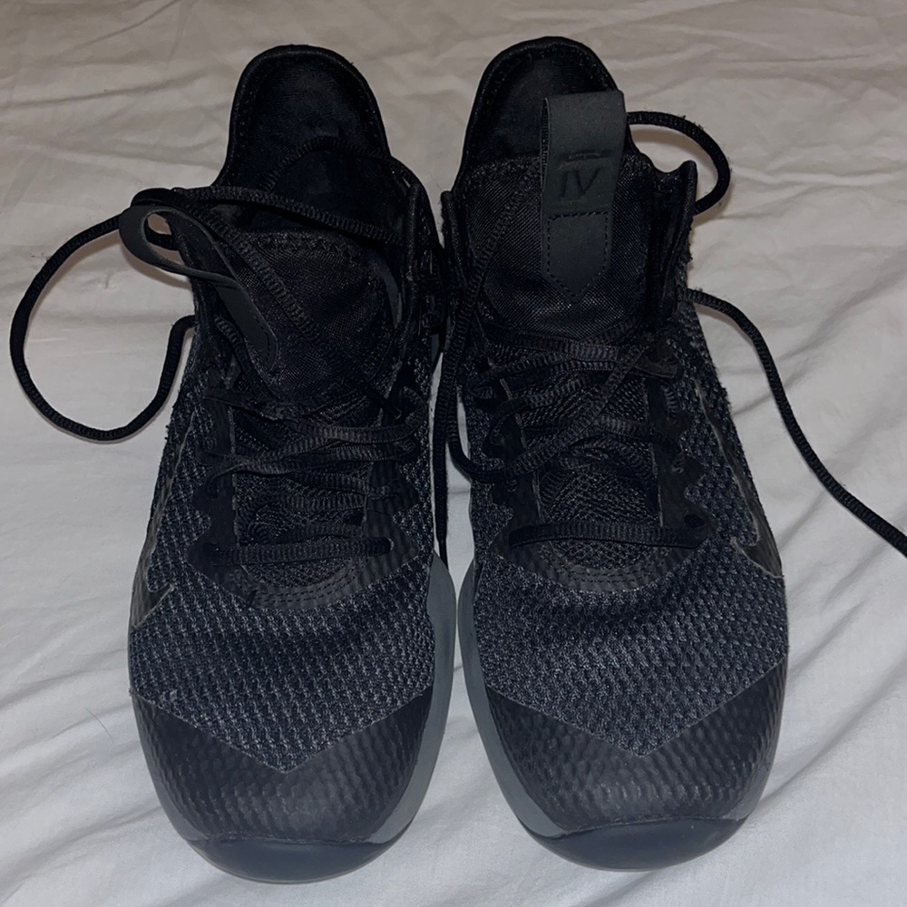 Nike, Black, Lebron 16, Womens 10, Men’s 8